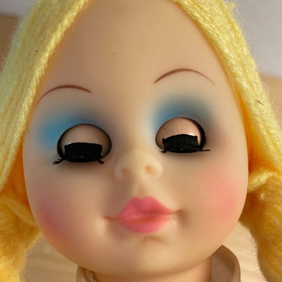 Swiss Miss Cloth Doll Blue Sleepy Eyes Blond Yarn Hair Braids Vinyl Face Cocoa - Picture 4 of 9